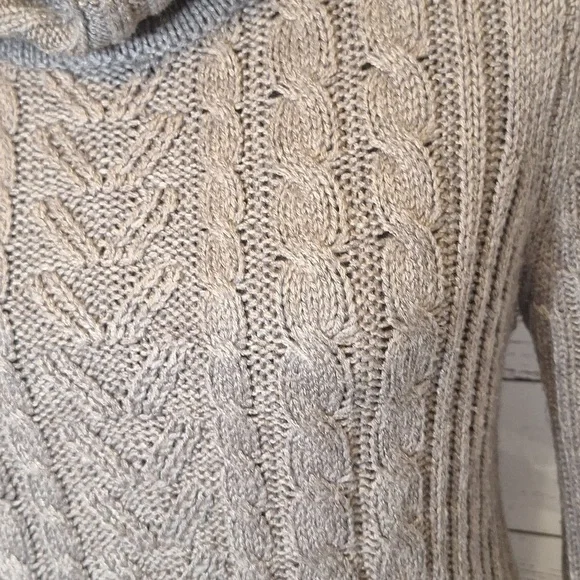 #1084 Anthropologie's RD Style Cable Knit Mini Dress/ tunic sz M - Picture 3 of 9